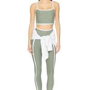 Beyond yoga spacedye new moves set